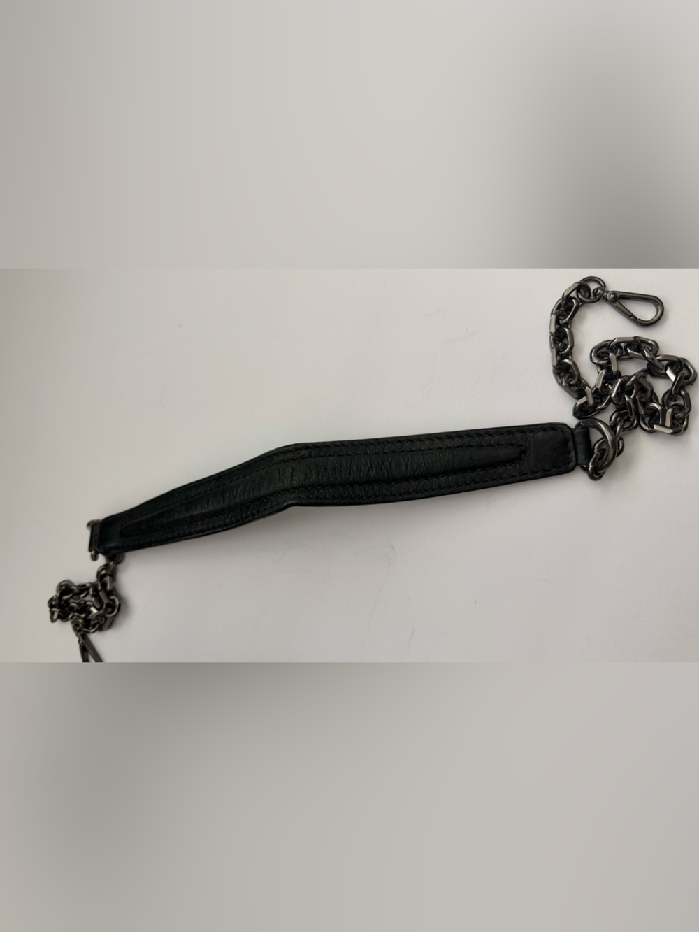 MCM Black Leather Shoulder Strap with Gunmetal Chain